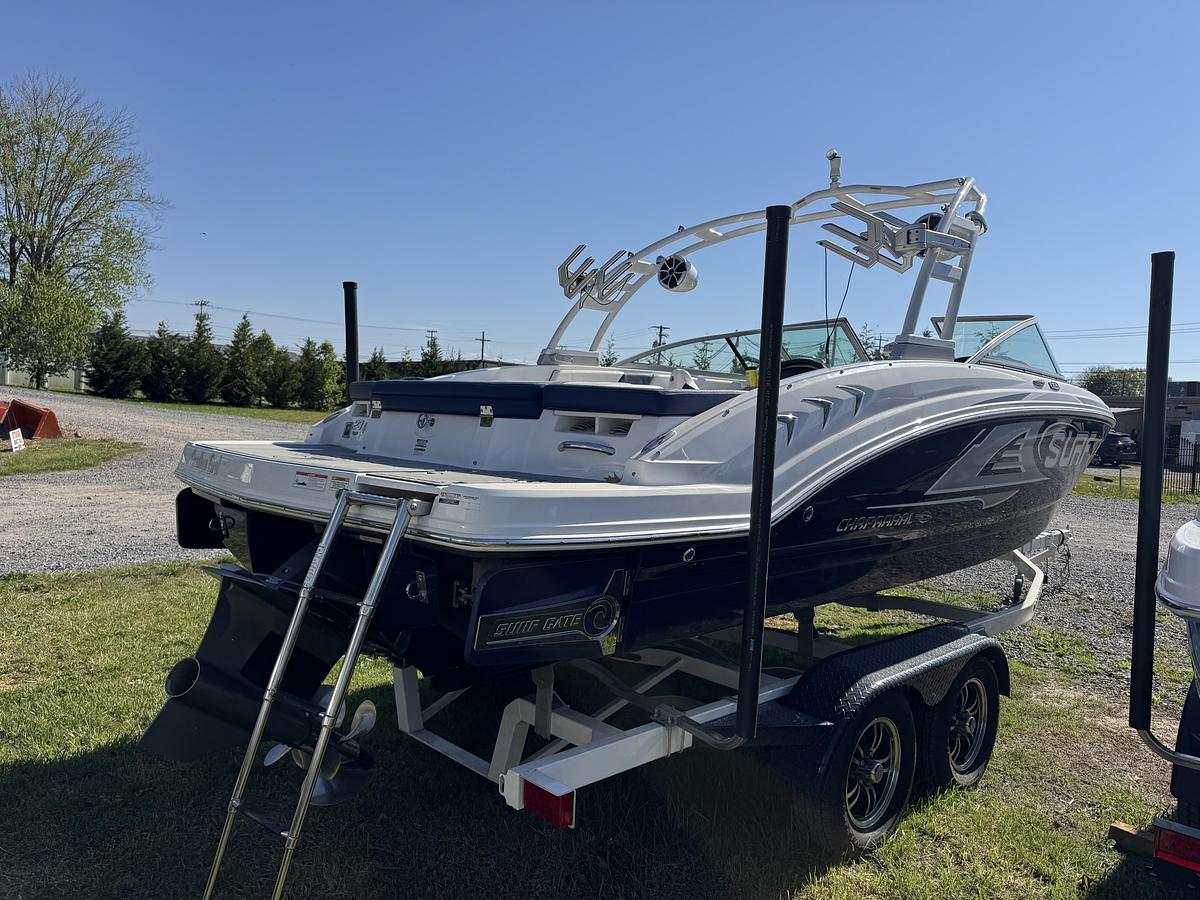 Used 2021 Chaparral 23 Surf
