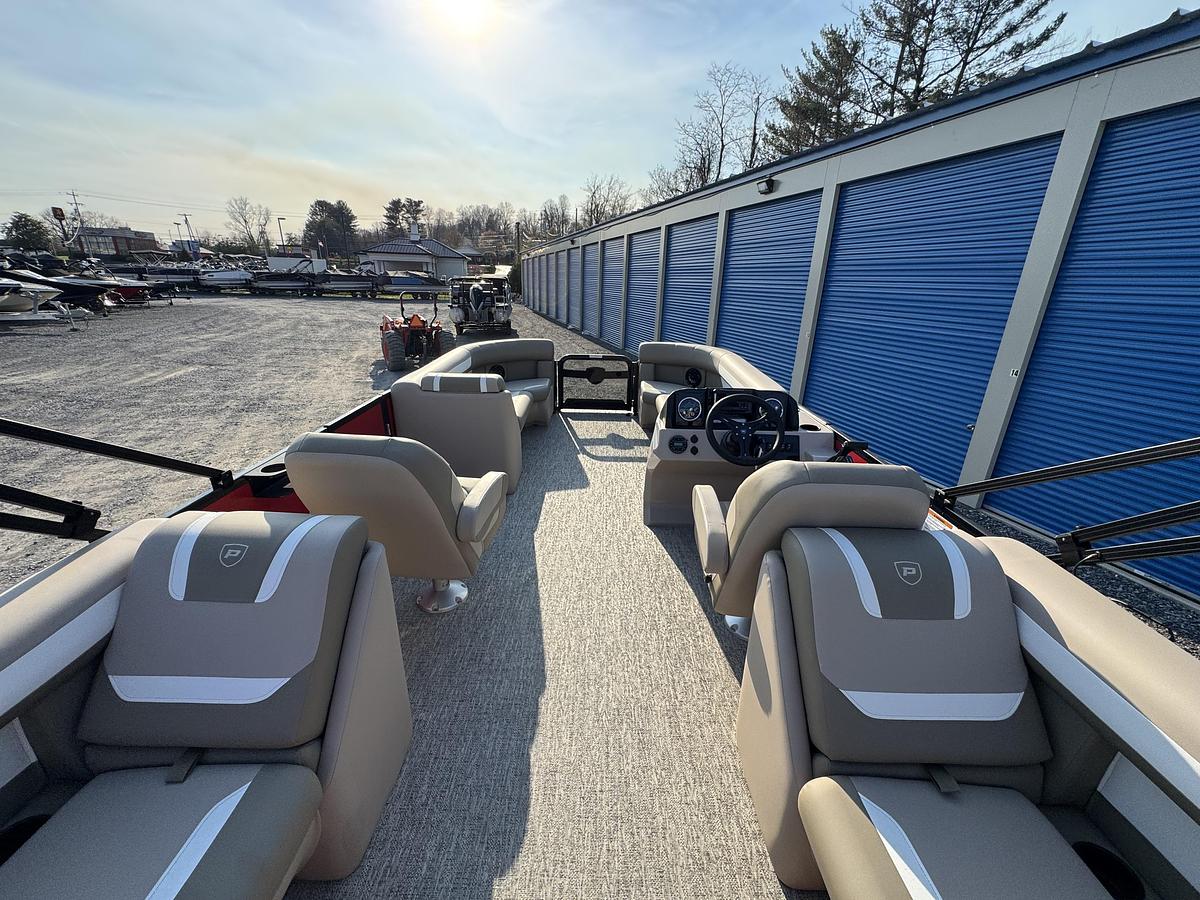 2026 Premier 220 SunScape RF