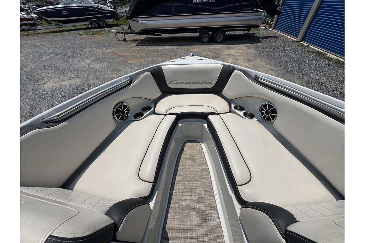 Used 2020 Crownline 225 SS