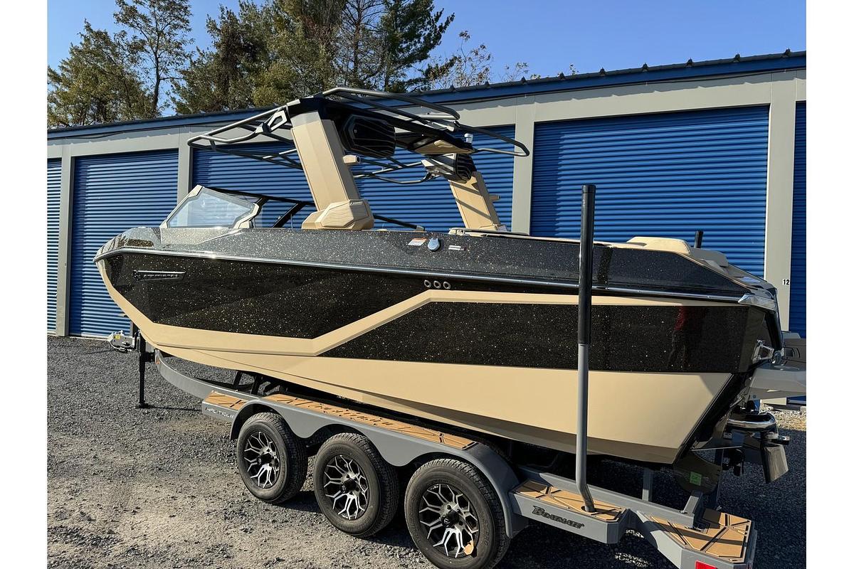 Used 2025 Nautique Super Air G G23