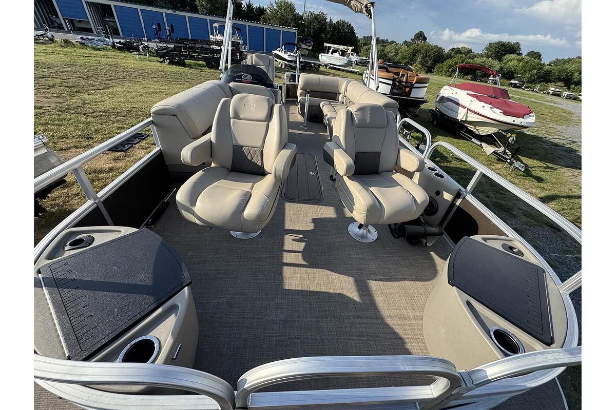 Used 2023 Sun Tracker SPORTFISH 24 XP3