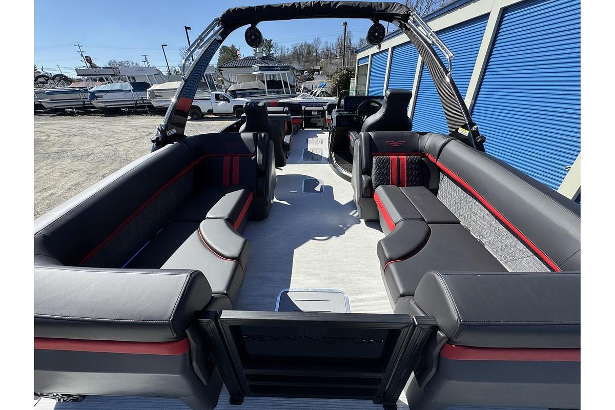 2025 Bennington 24 MFB