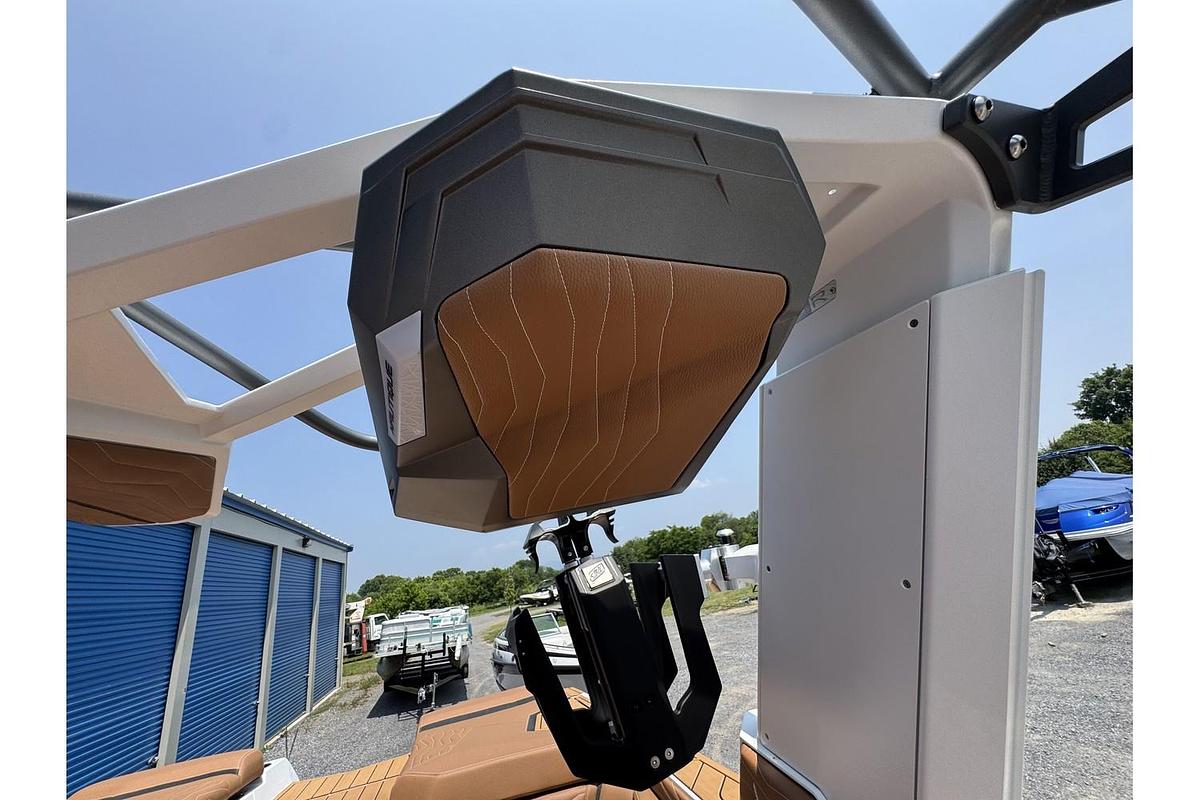 Used 2025 Nautique Super Air G G23