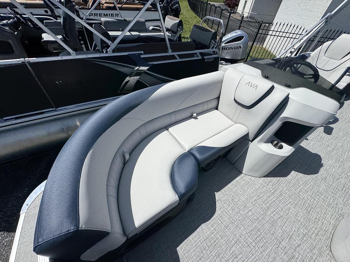 2026 Avalon 23 LSZ QLS