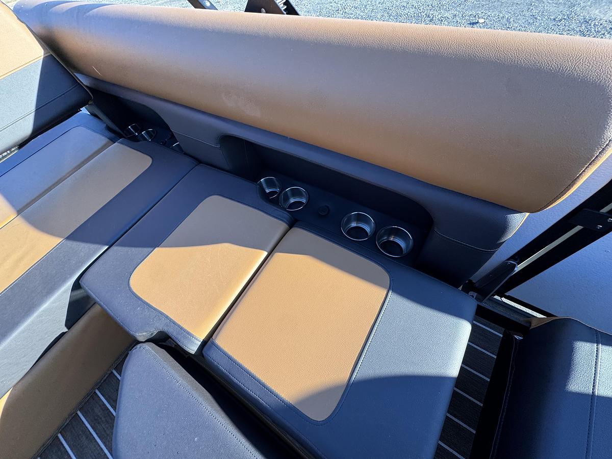 2026 Premier 230 SunSation RS (Rear Social)