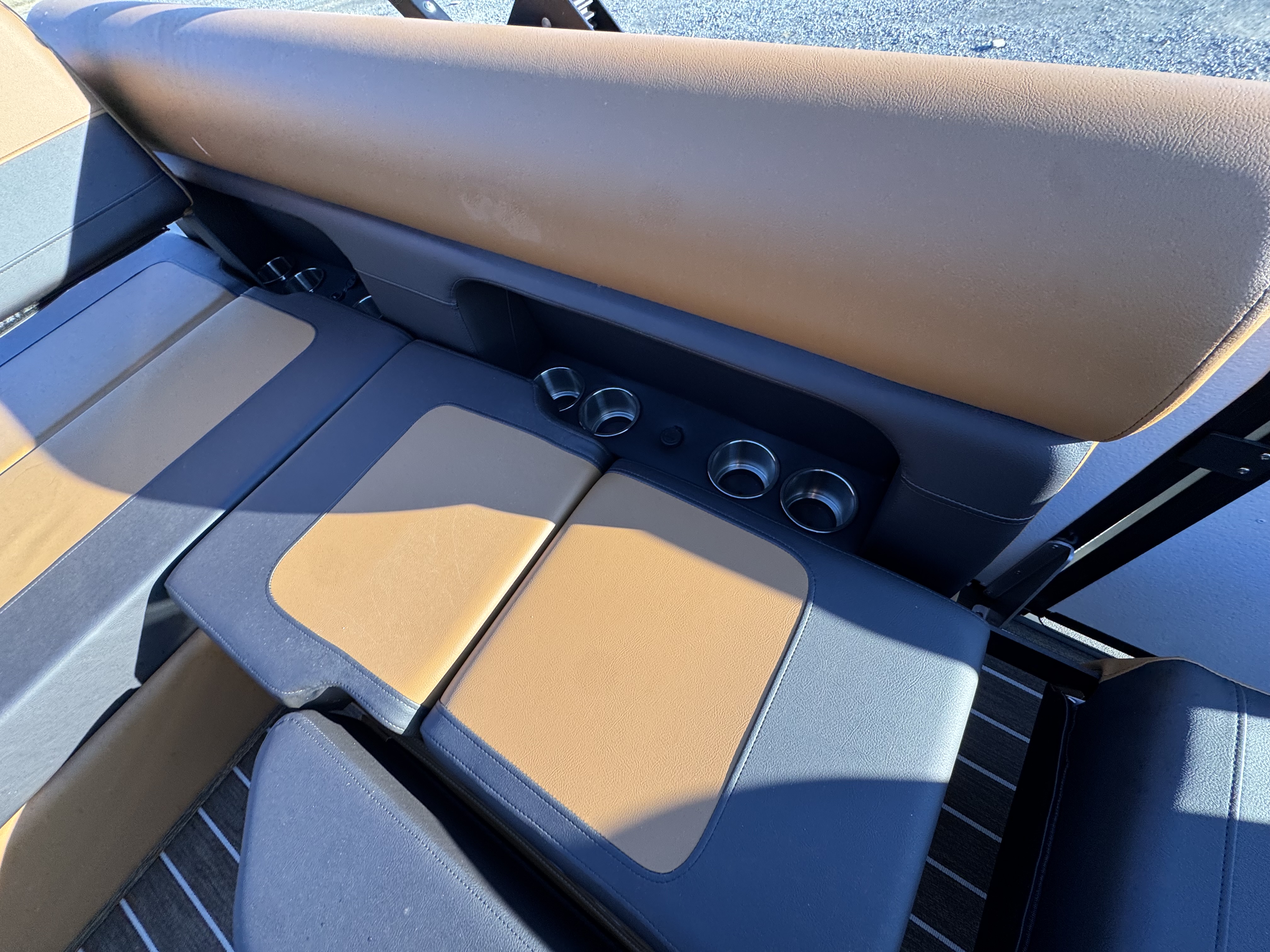 2026 Premier 230 SunSation RS (Rear Social)