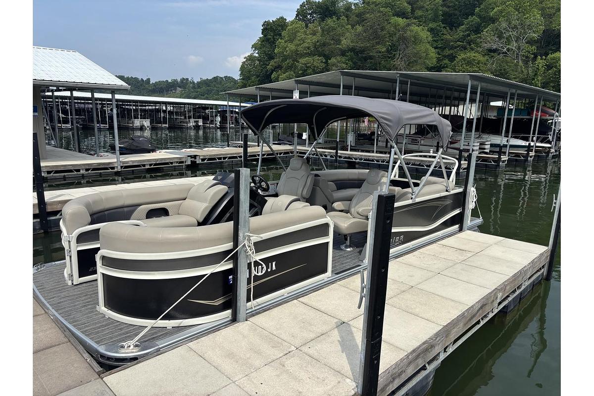 Used 2022 Premier Sunsation RF 230 CL