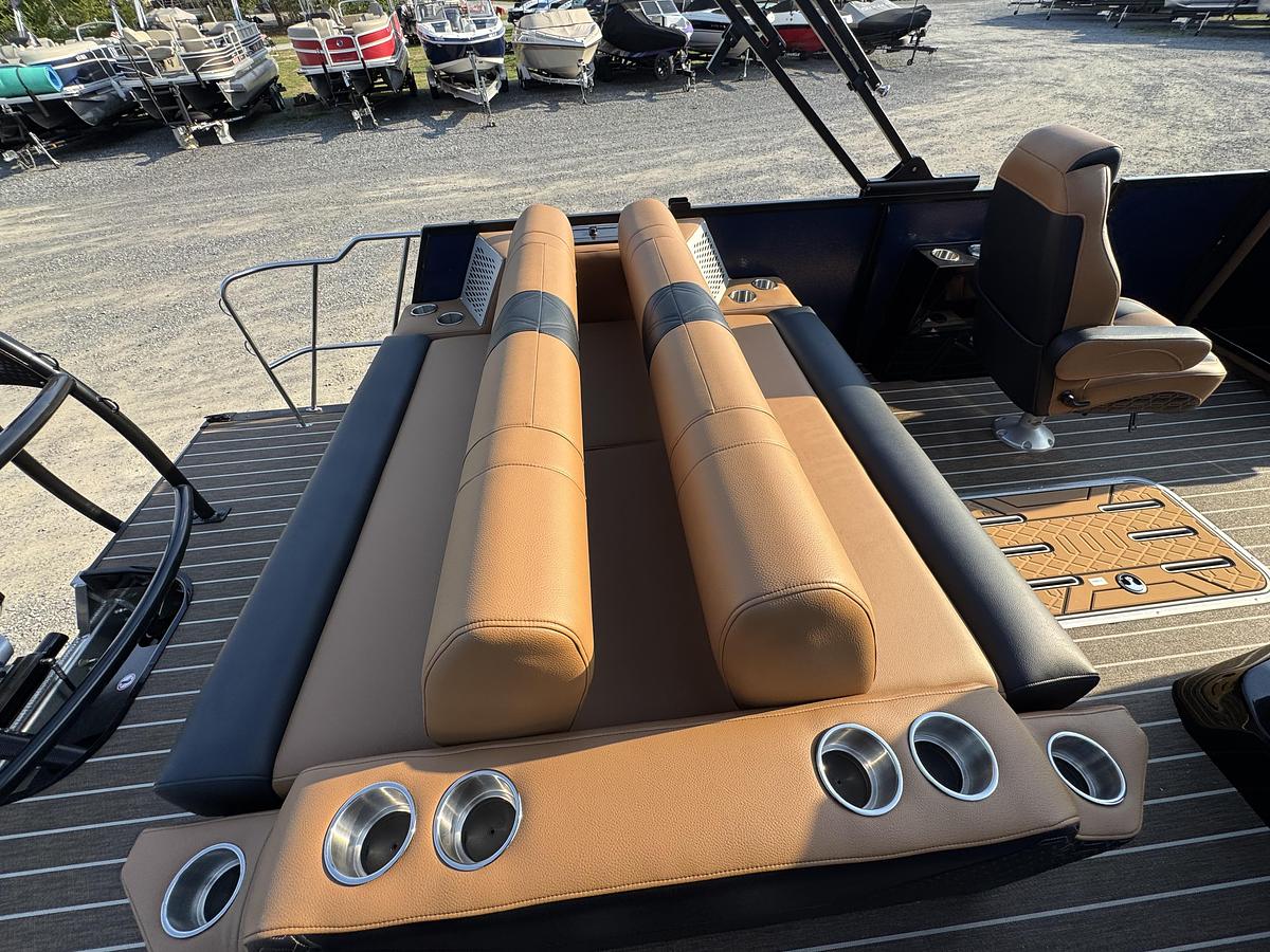 2026 Premier 250 Intrigue RL