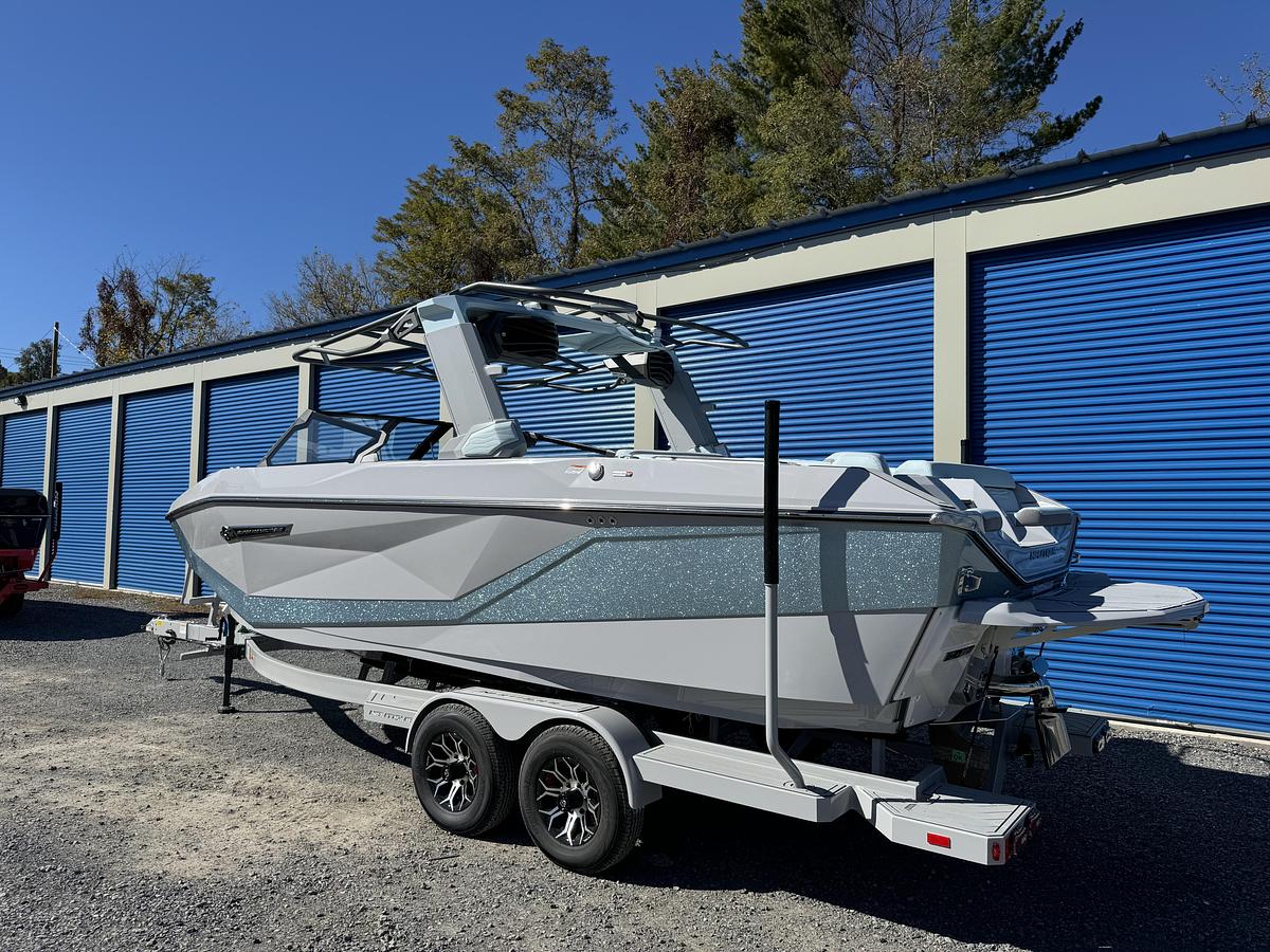 Used 2025 Nautique Super Air G G23