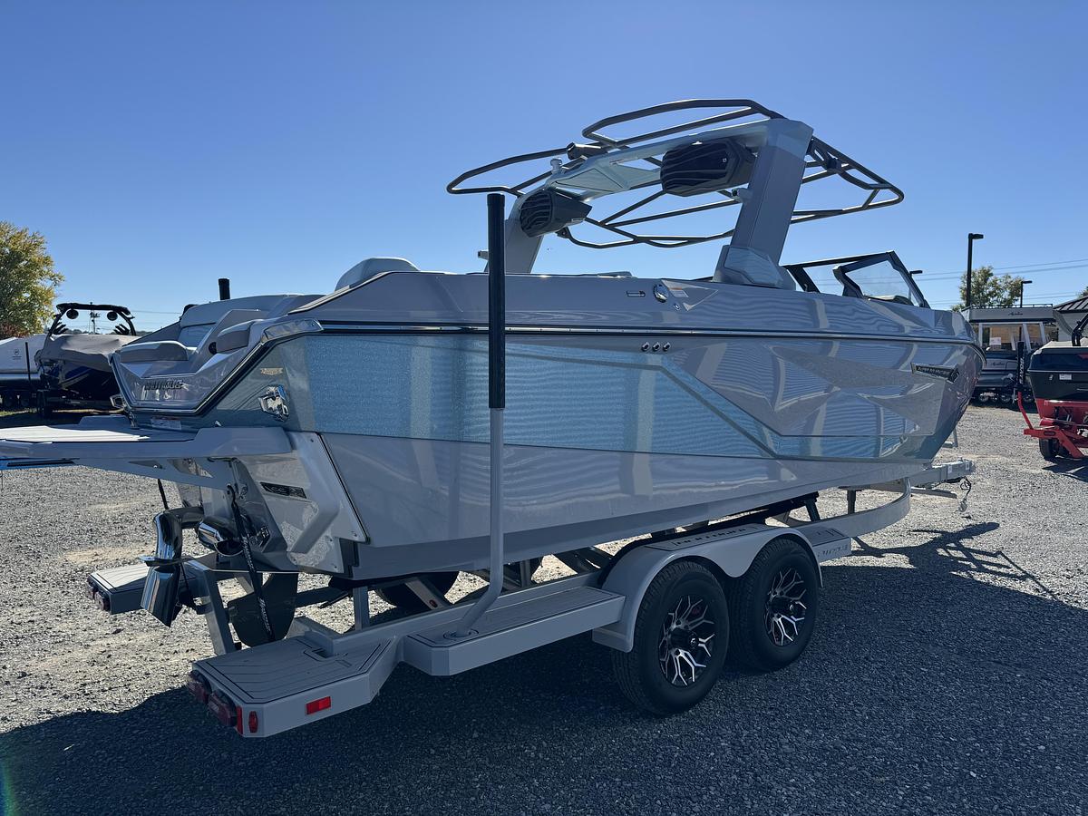 Used 2025 Nautique Super Air G G23