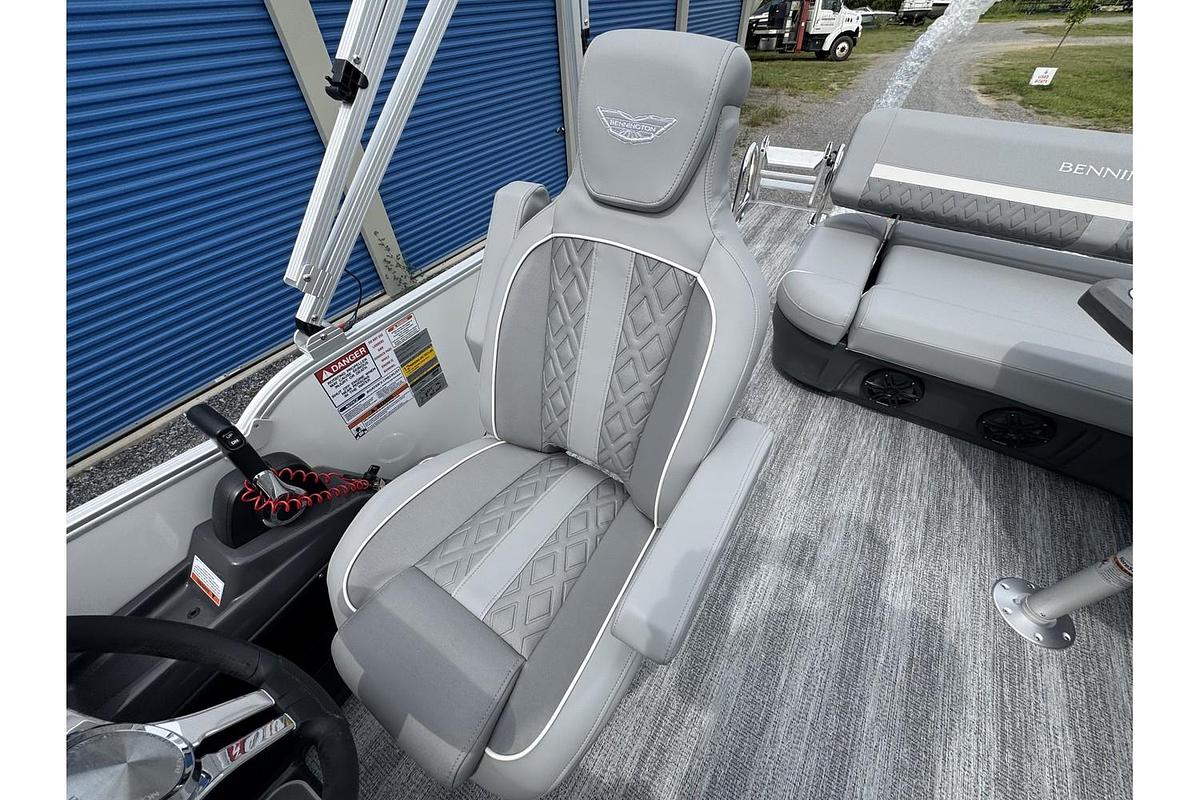 2025 Bennington M Series 22 ML