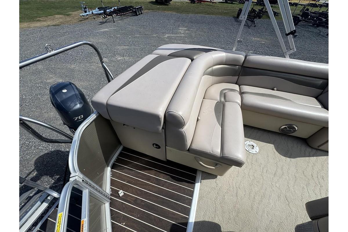 Used 2013 Sweetwater Sweetwater SW 2286