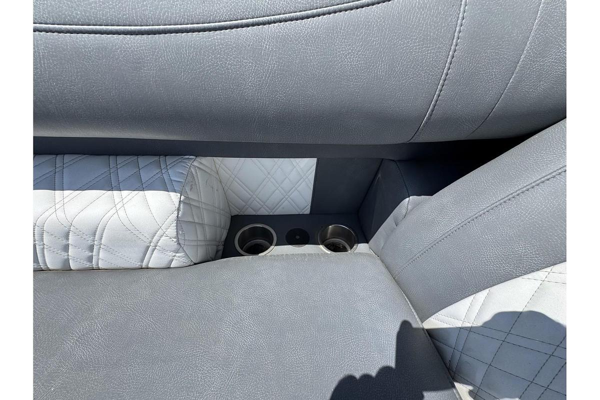 2025 Premier Escalante 330