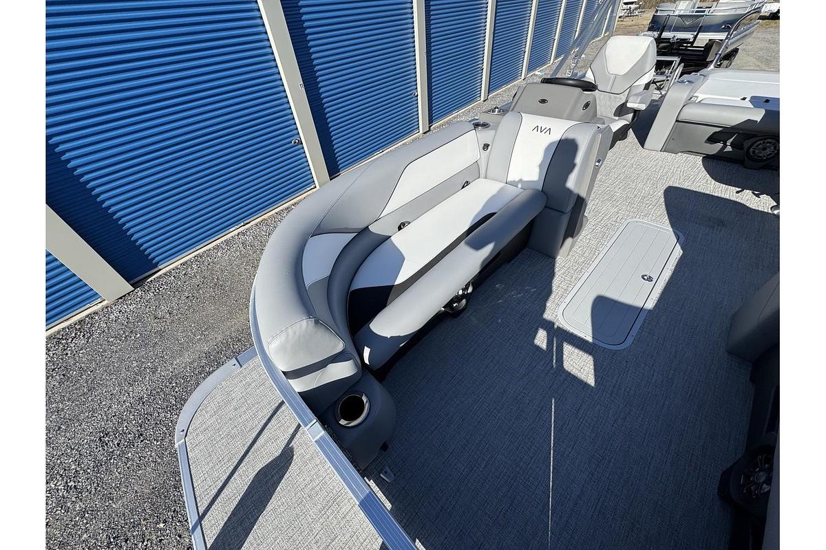 2025 Avalon Venter 85 Versatile Rear Bench