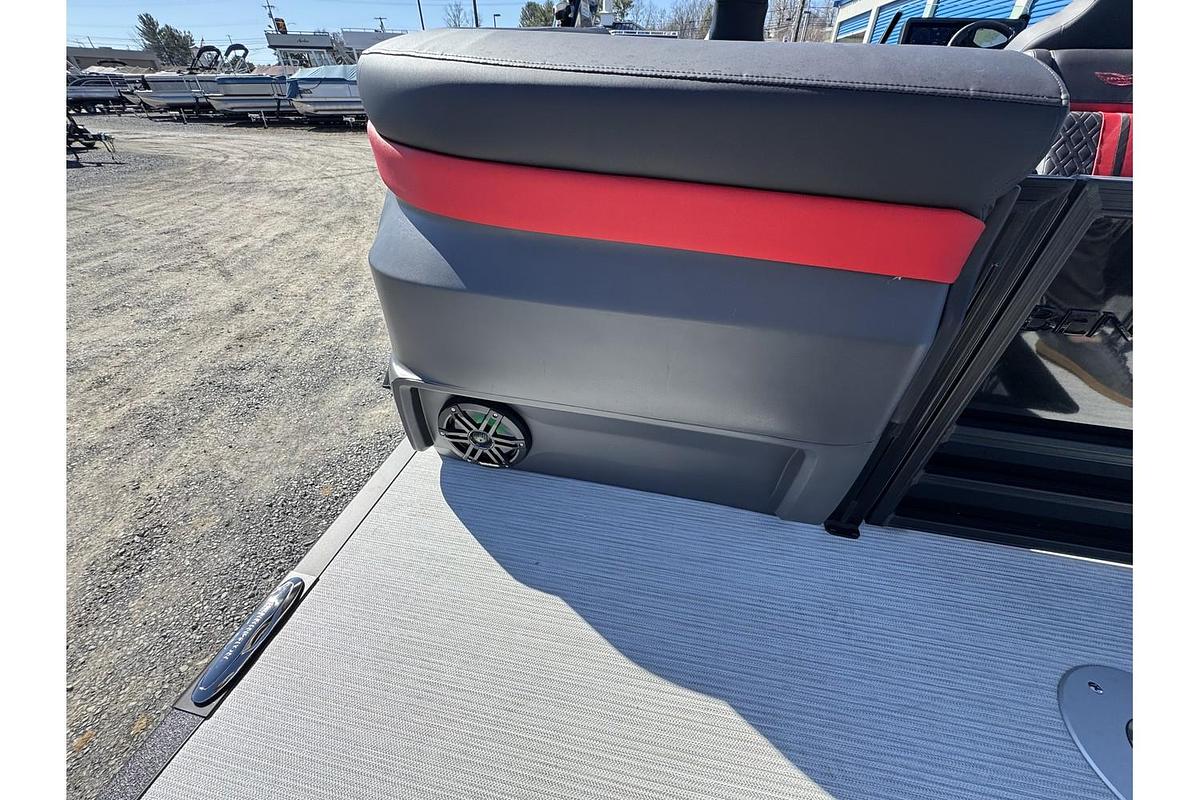 2025 Bennington 24 MFB