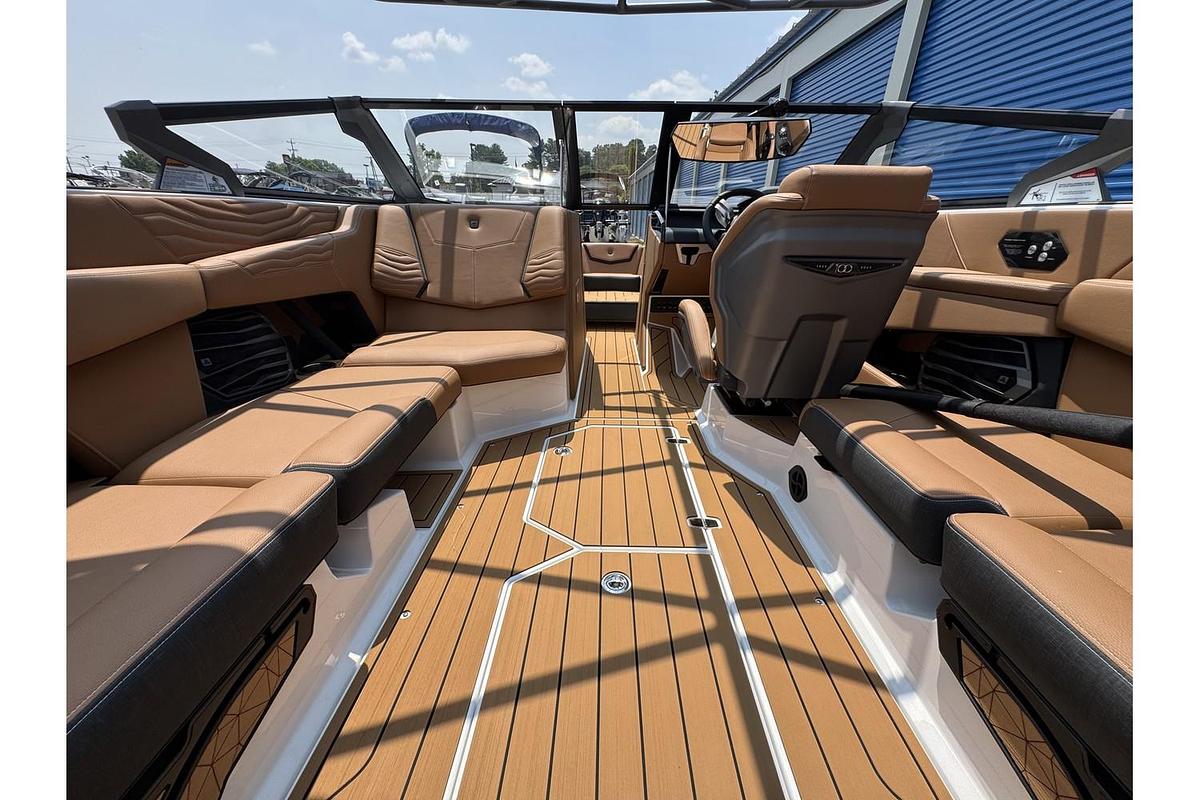 Used 2025 Nautique Super Air G G23