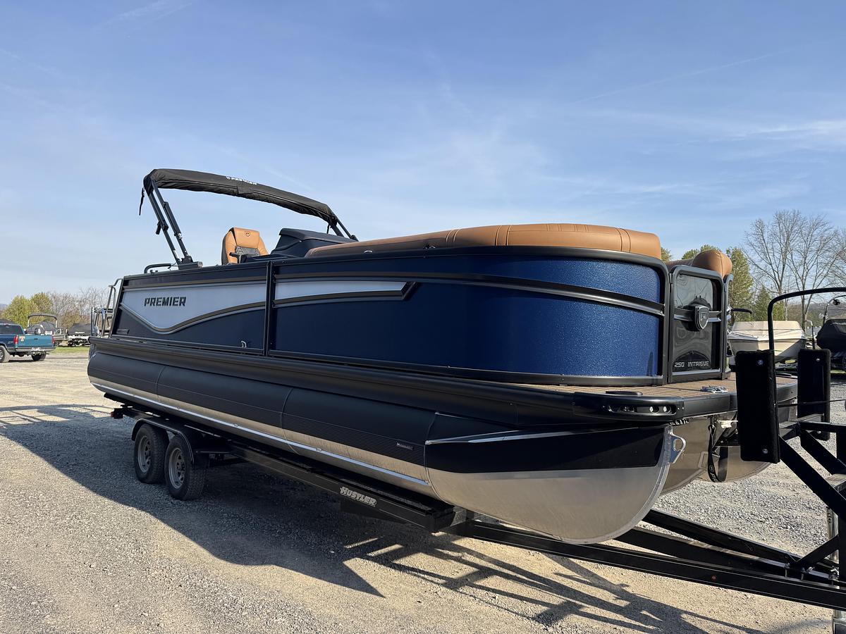 2026 Premier 250 Intrigue RL