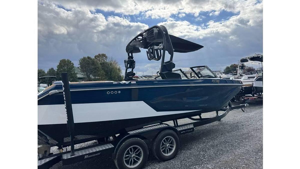 Used 2023 Nautique GS22