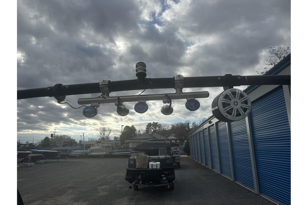 Used 2015 Caravelle 18 EBi