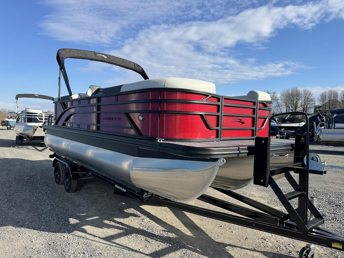 2026 Bennington 22 SSR-Tritoon