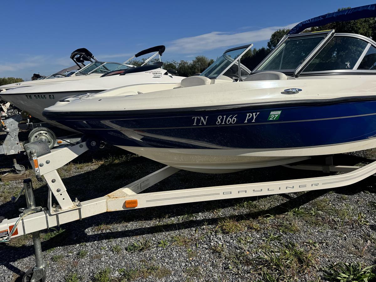 Used 2010 Bayliner 174 SF