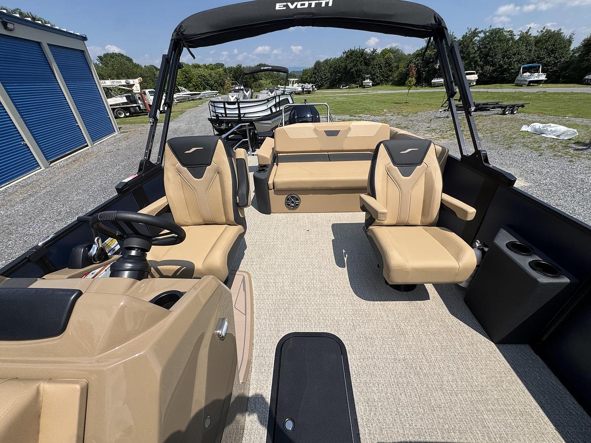 2027 Evotti 523CS 25.5 ft.