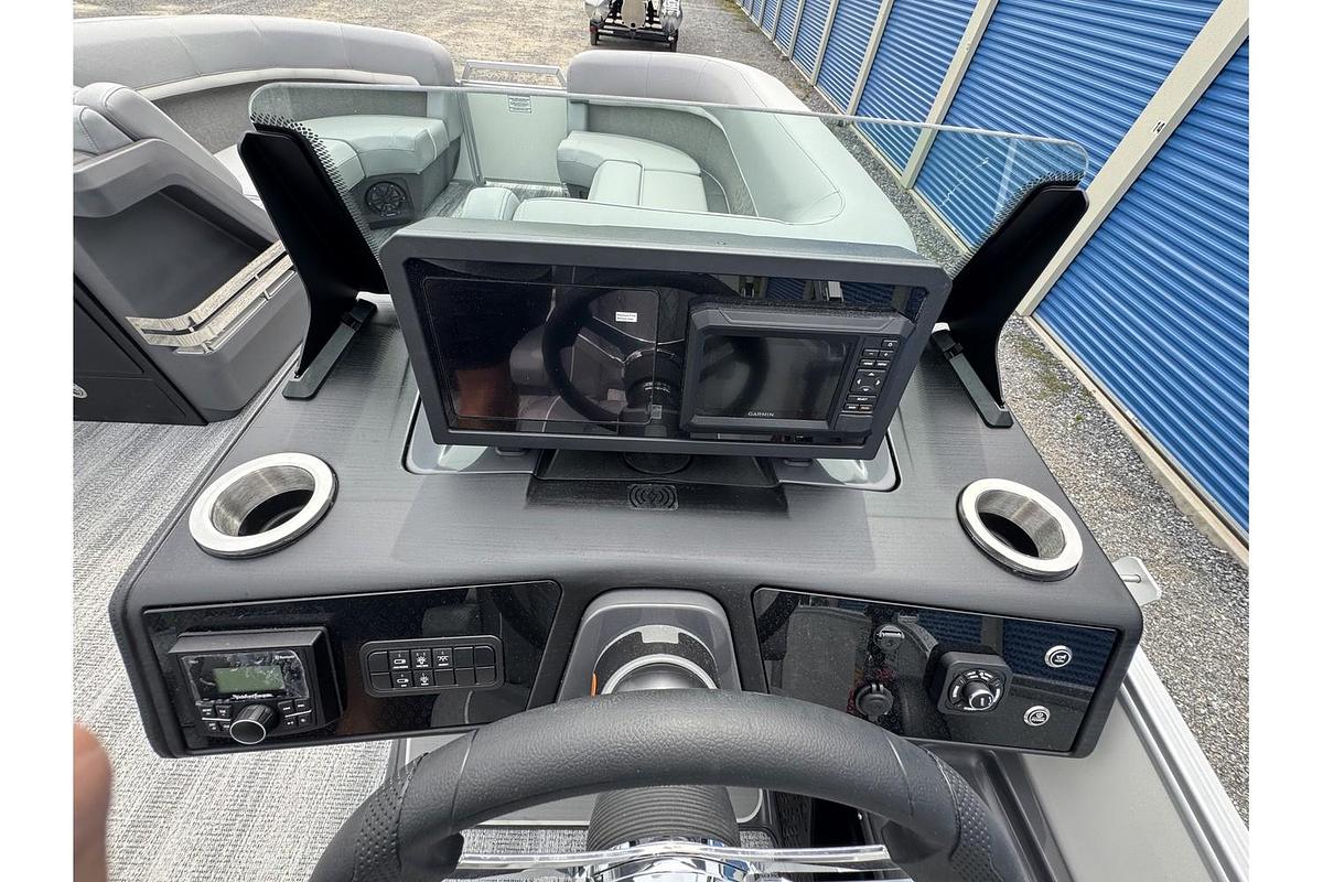 2025 Bennington M Series 22 ML