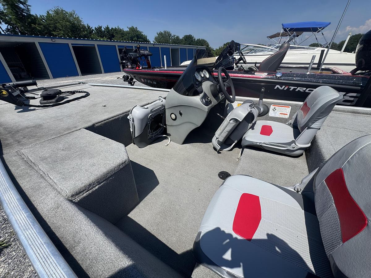 Used 2013 Bass Tracker Pro 165