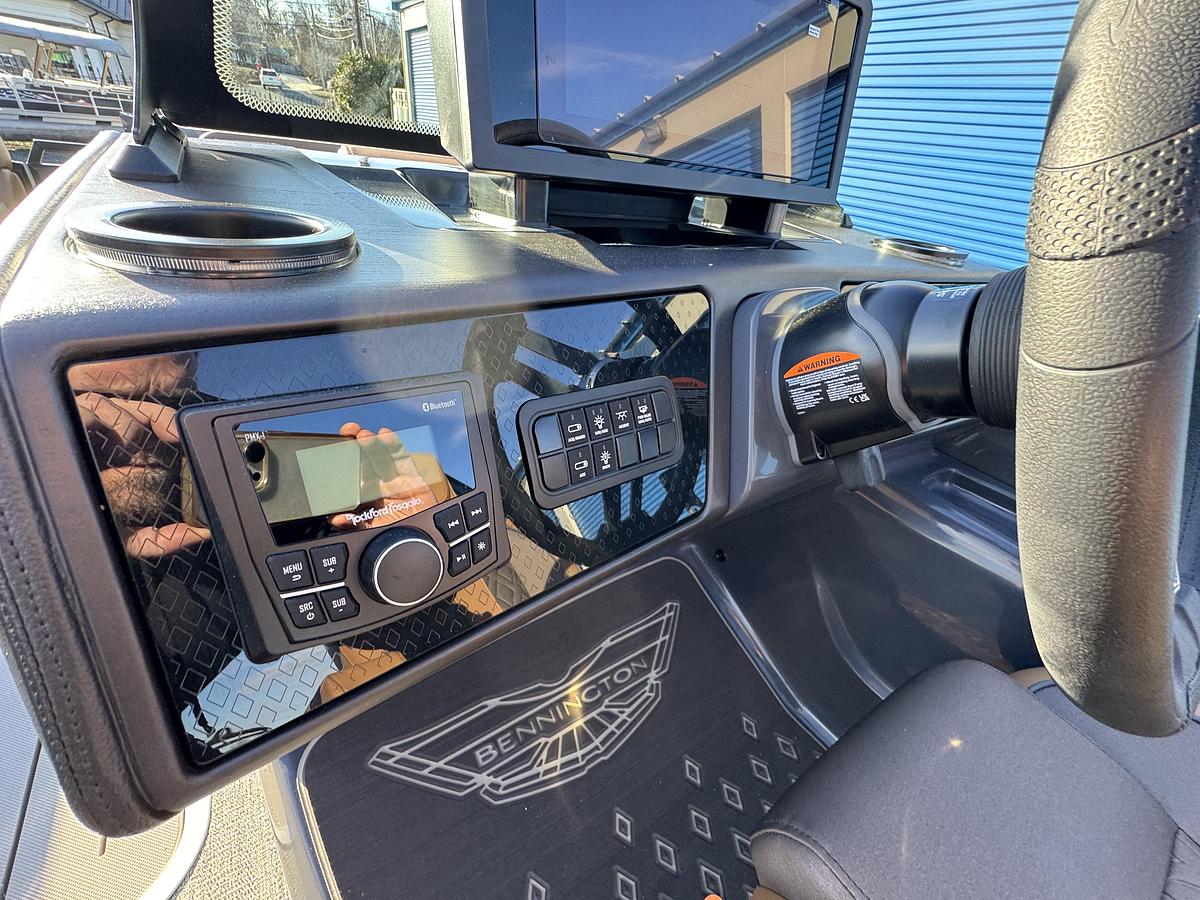 2026 Bennington 24 MSL