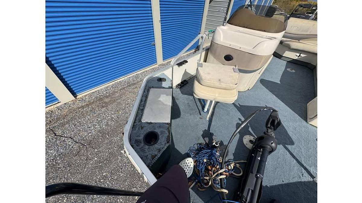 Used 2004 Fisher Freedom 200 Freedom