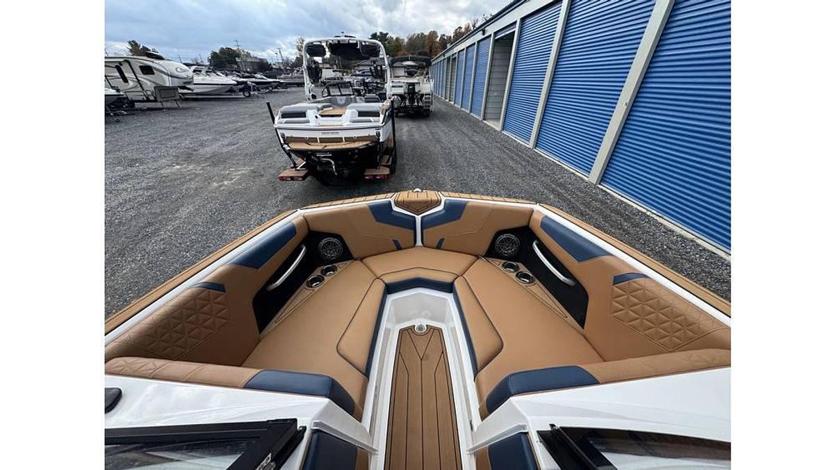 Used 2023 Nautique GS22