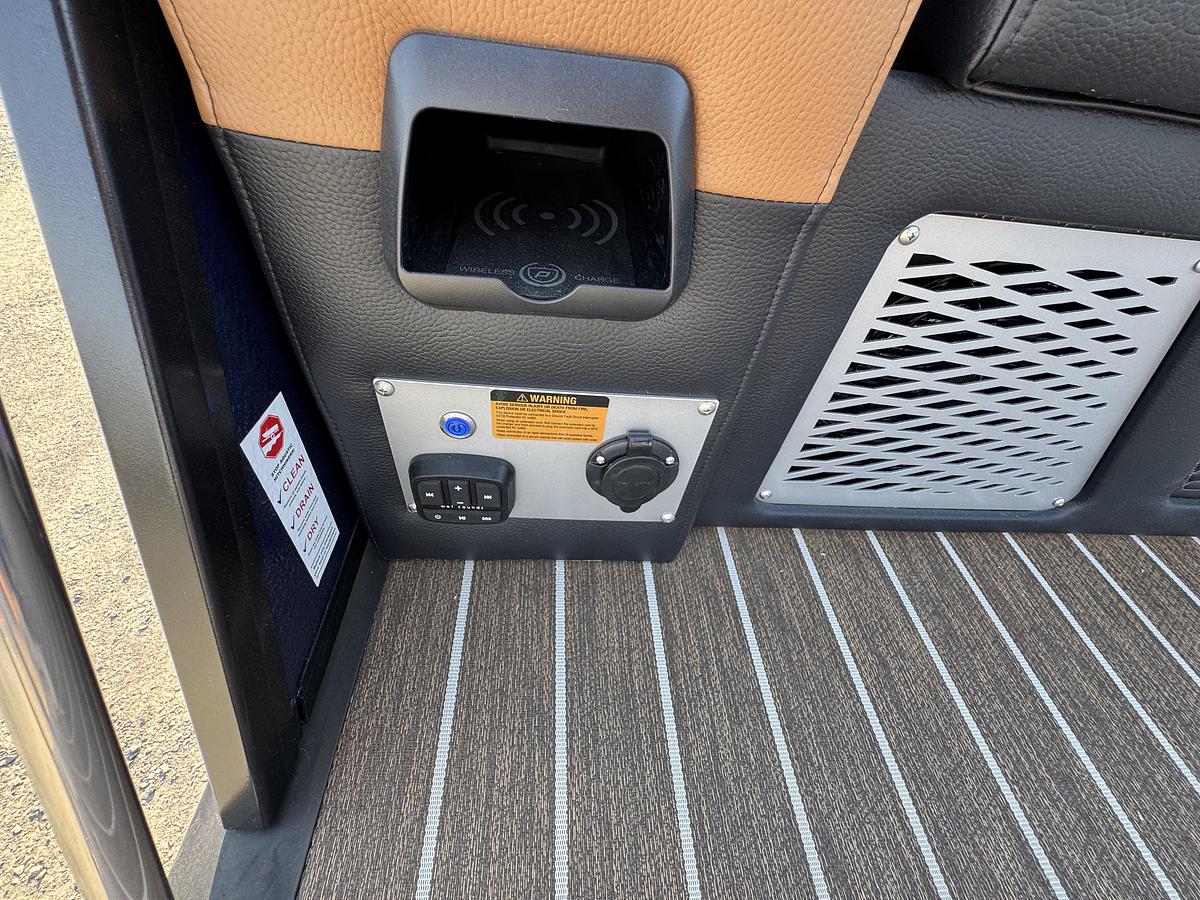 2026 Premier 250 Intrigue RL