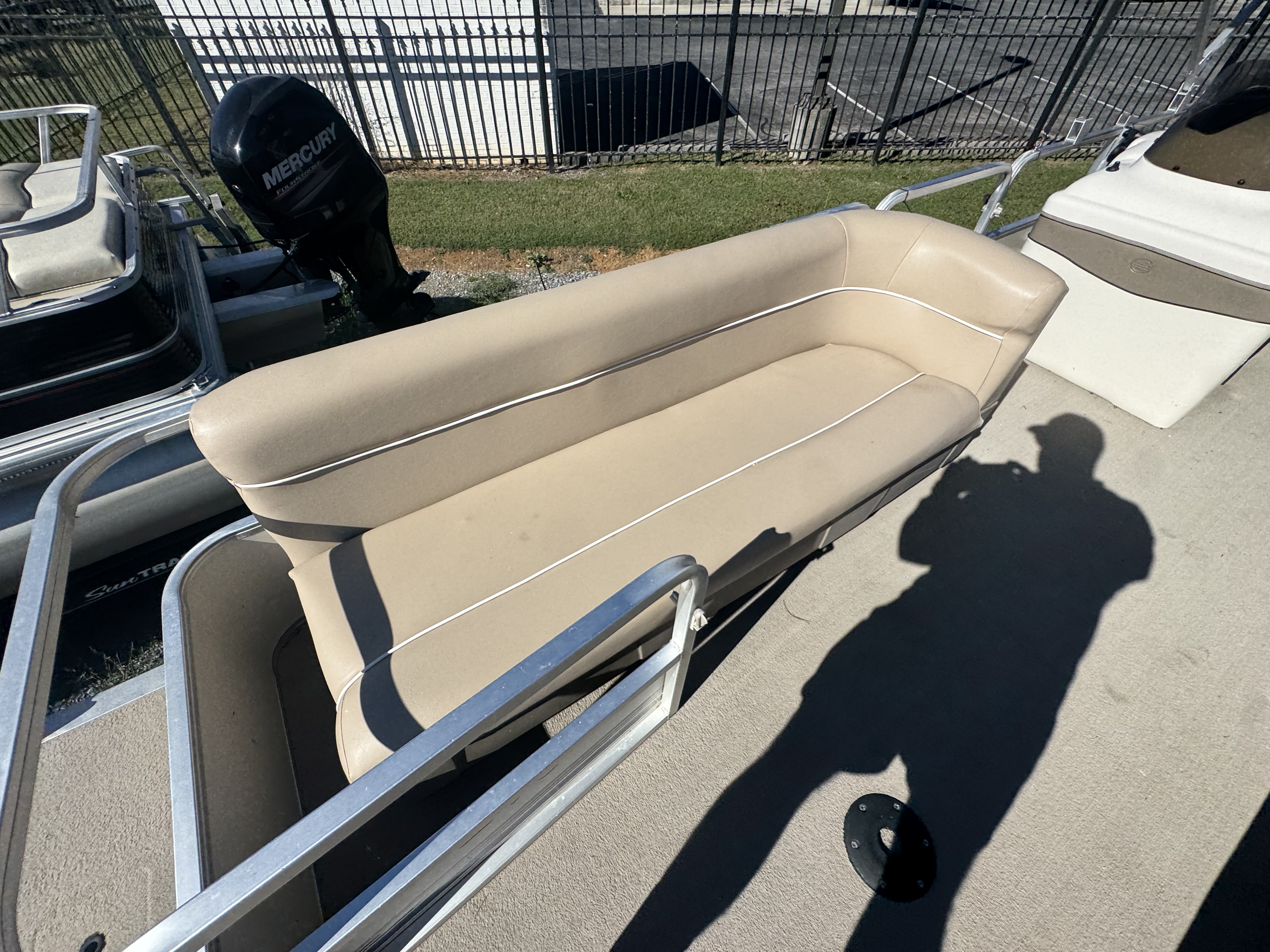Used 2002 Sun Tracker 240 Party Barge