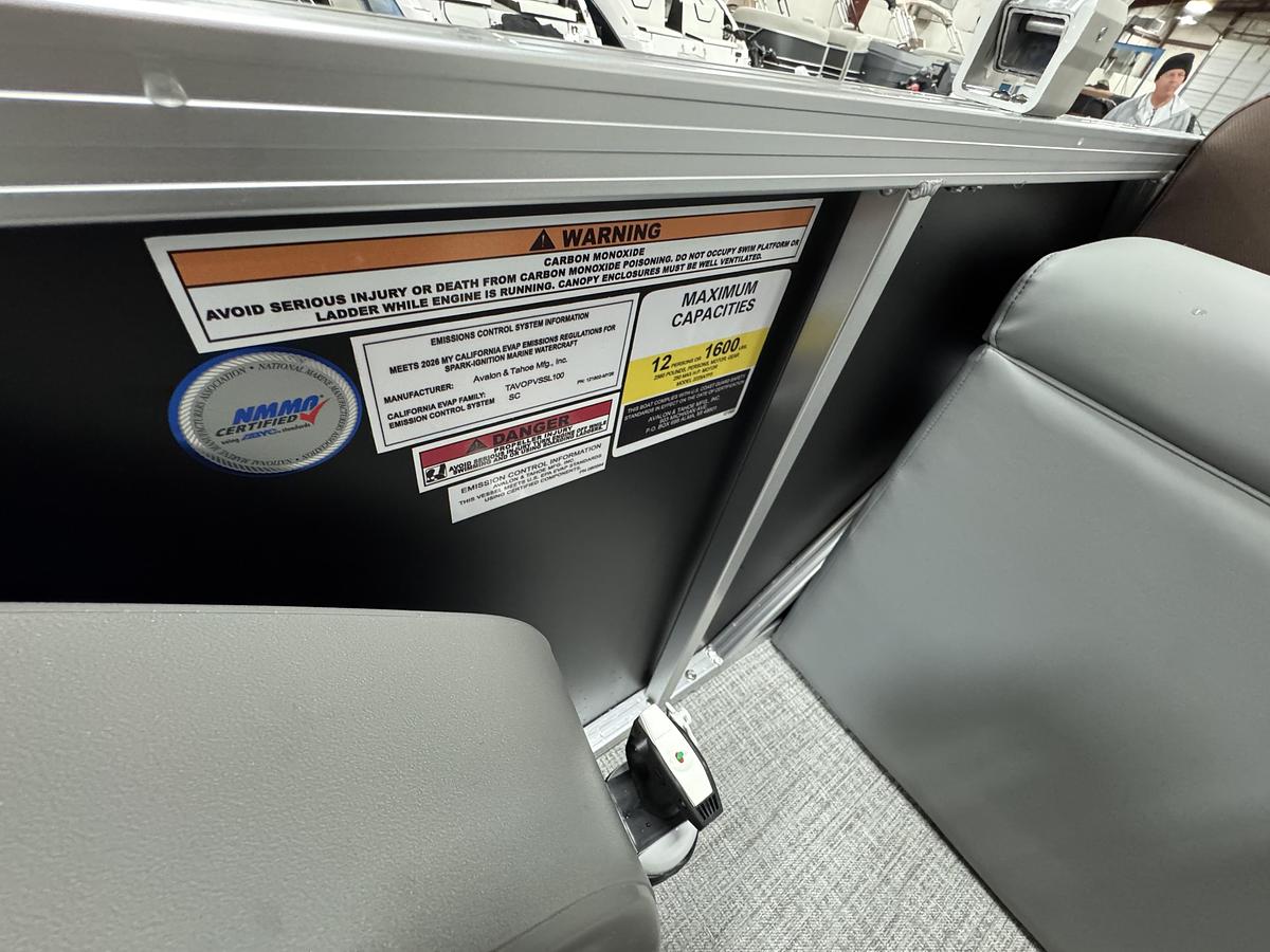 2026 Avalon 23 LSZ QLS