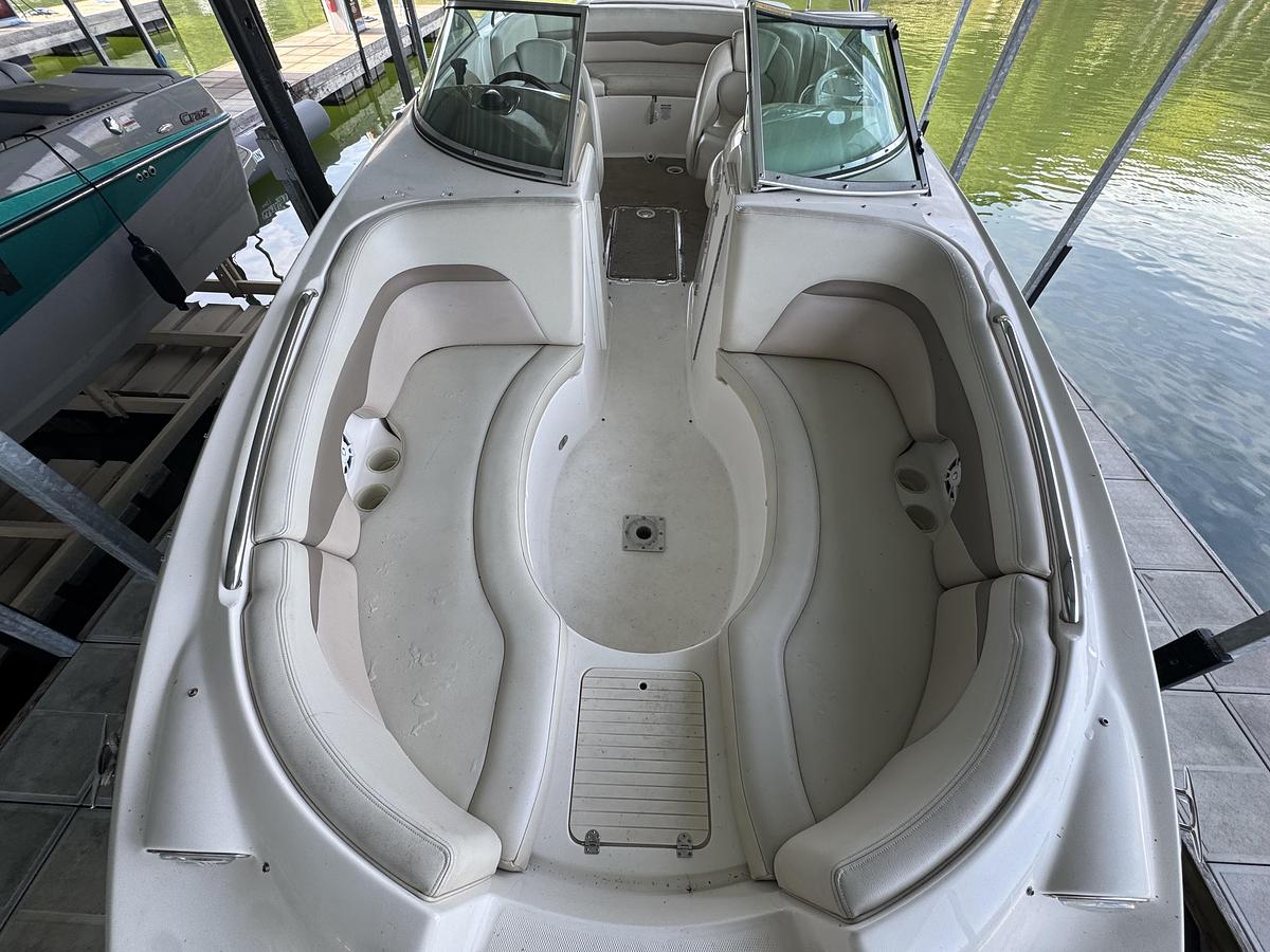 Used 2004 Chaparral 236 Sunesta