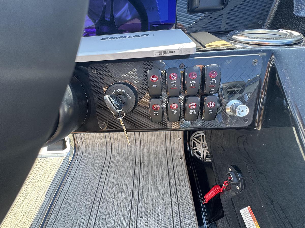 2026 Premier 250 Solaris Rear Social