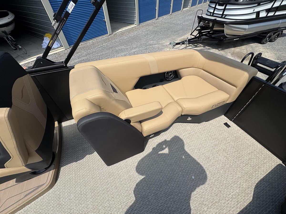 2027 Evotti 521QL 23.5 ft.