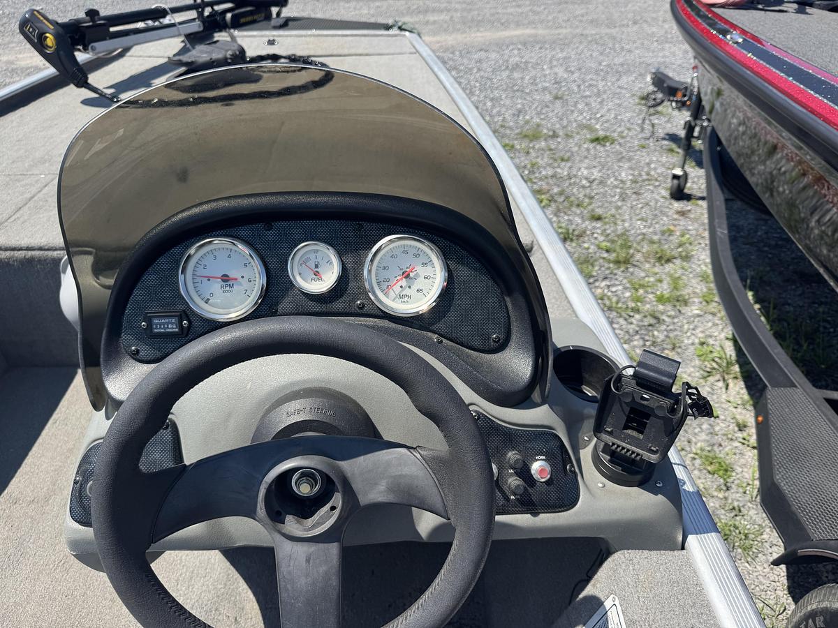 Used 2013 Bass Tracker Pro 165