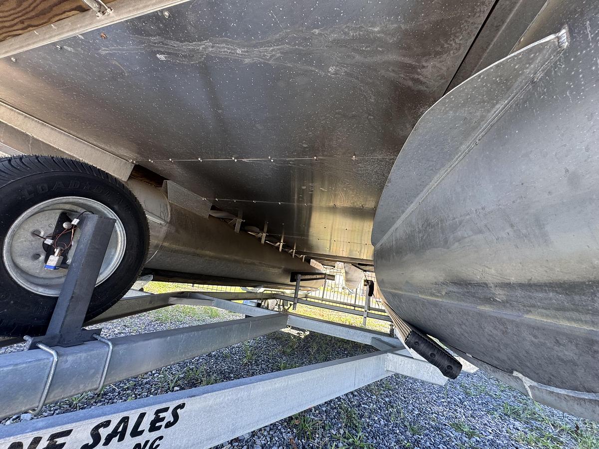 Used 2020 Bennington 22 SSR