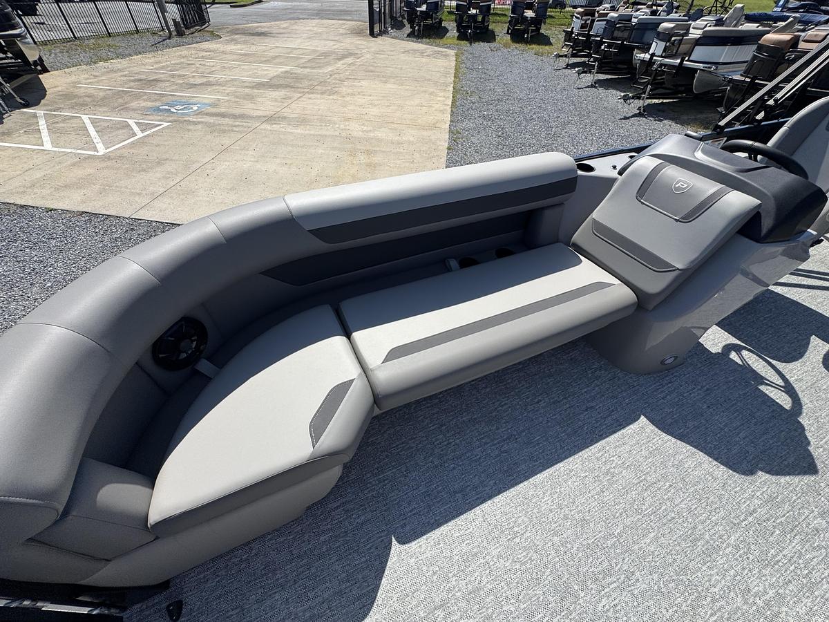 2026 Premier 220 SunScape RL