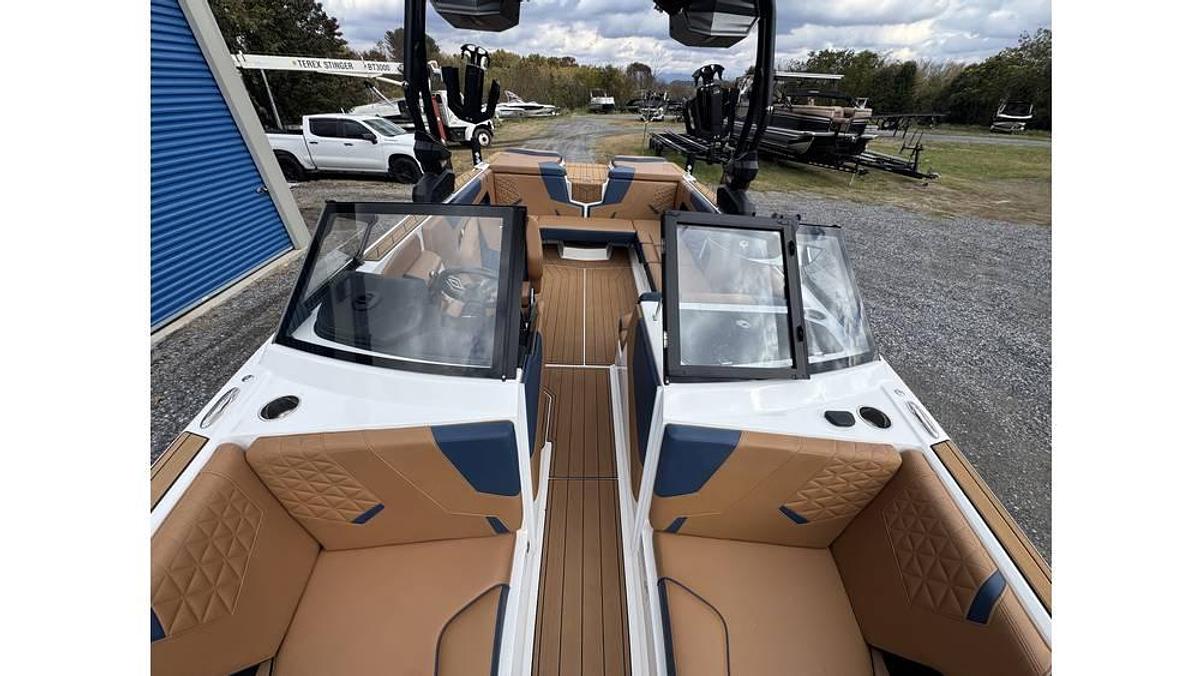 Used 2023 Nautique GS22