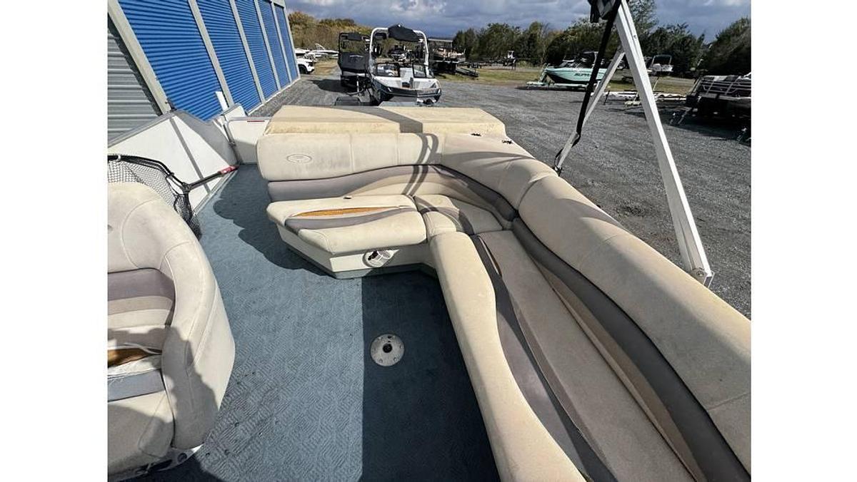 Used 2004 Fisher Freedom 200 Freedom