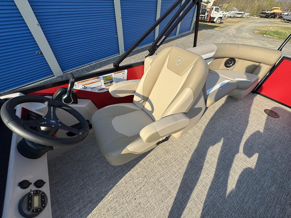 2026 Premier 220 SunScape RF