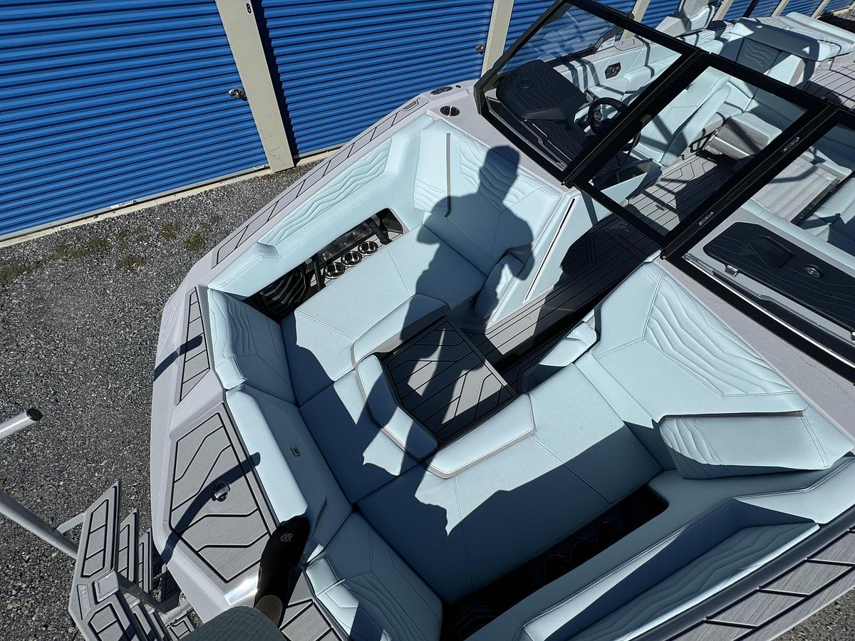 Used 2025 Nautique Super Air G G23