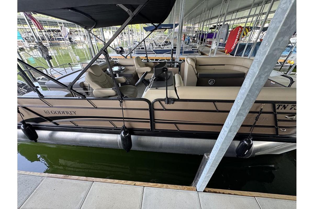 Used 2022 Sweetwater SW 2286 SFL