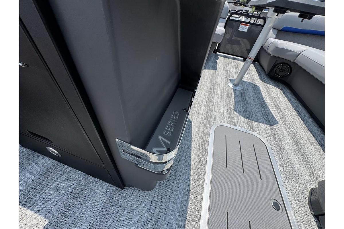 2025 Bennington 24 MFB