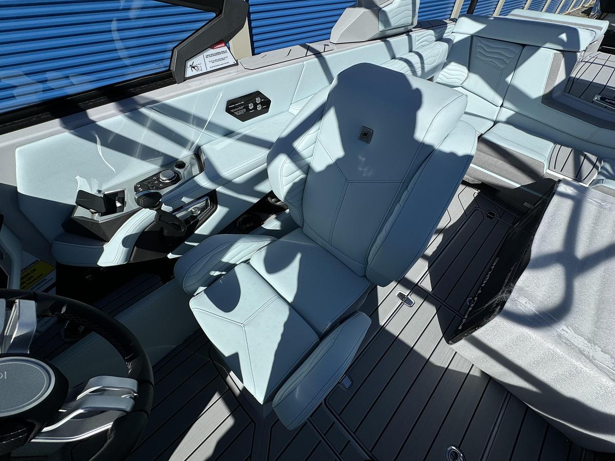Used 2025 Nautique Super Air G G23