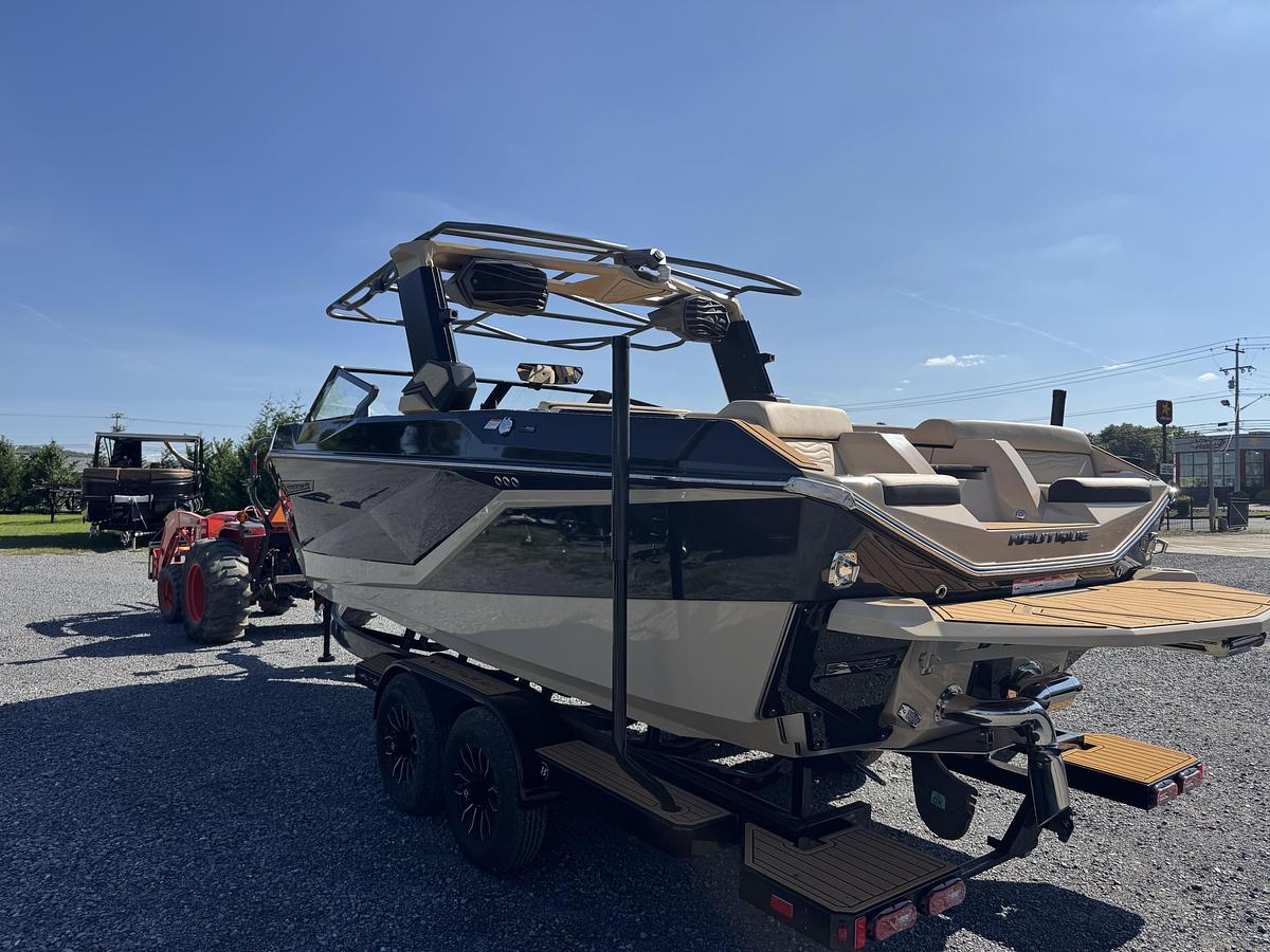 2026 Nautique Super Air Nautique G23