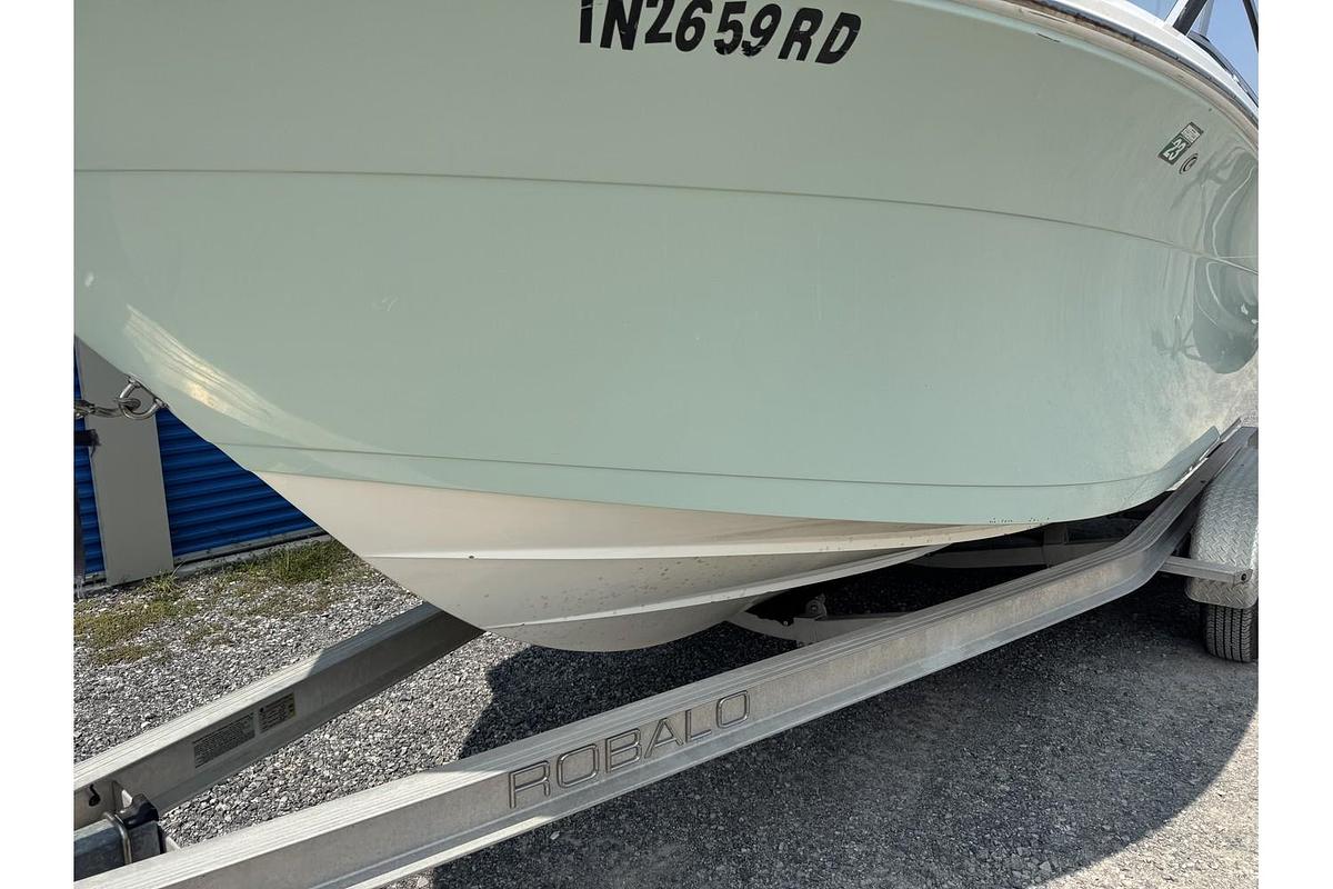 Used 2021 Cobia 220 DC