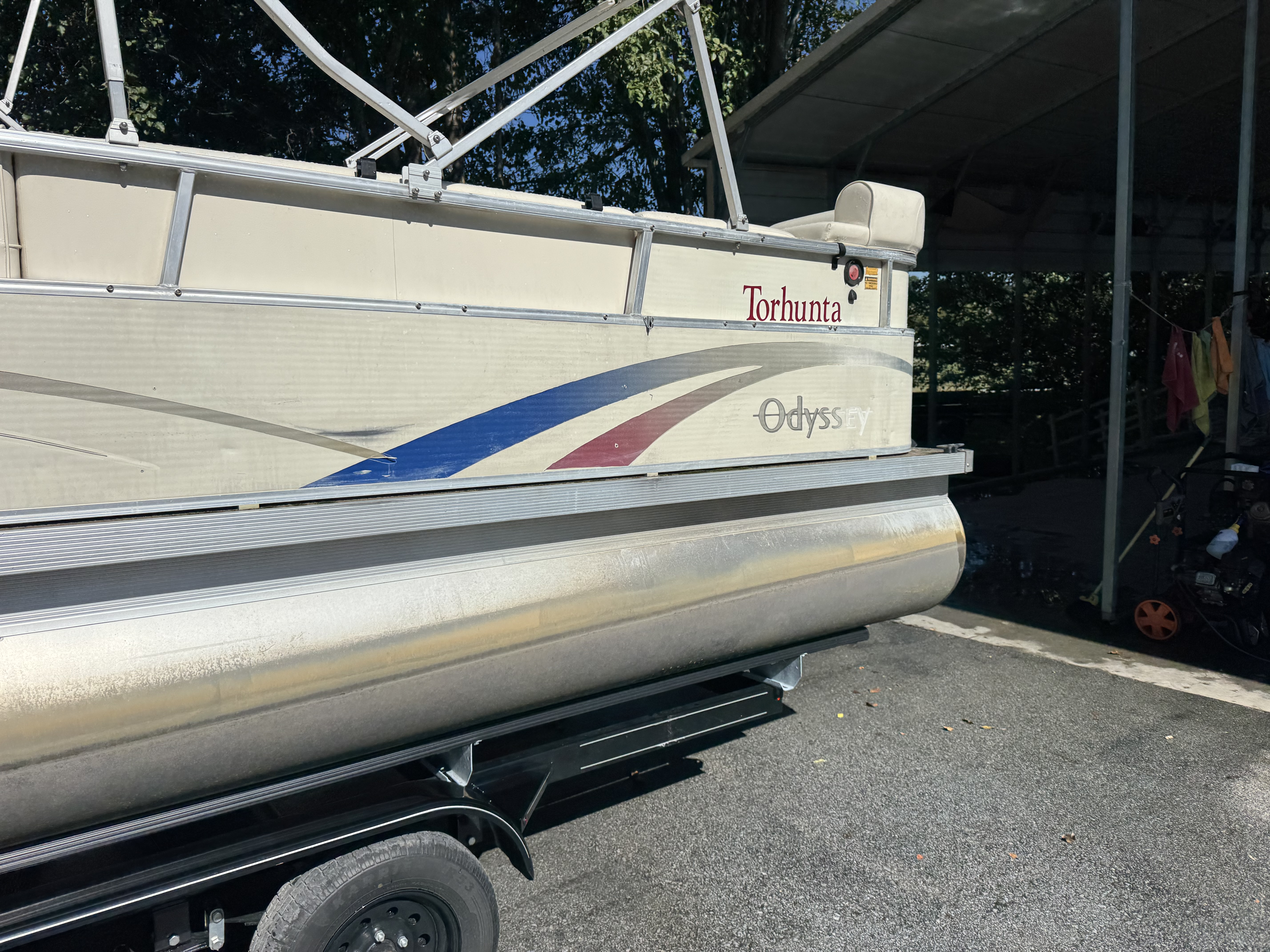 Used 2004 Odyssey 2305 MILLENNIUM